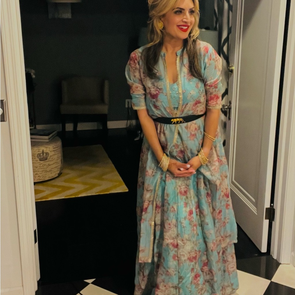 Beautiful Blue Floral 3 piece lehenga - Picture 3 of 11